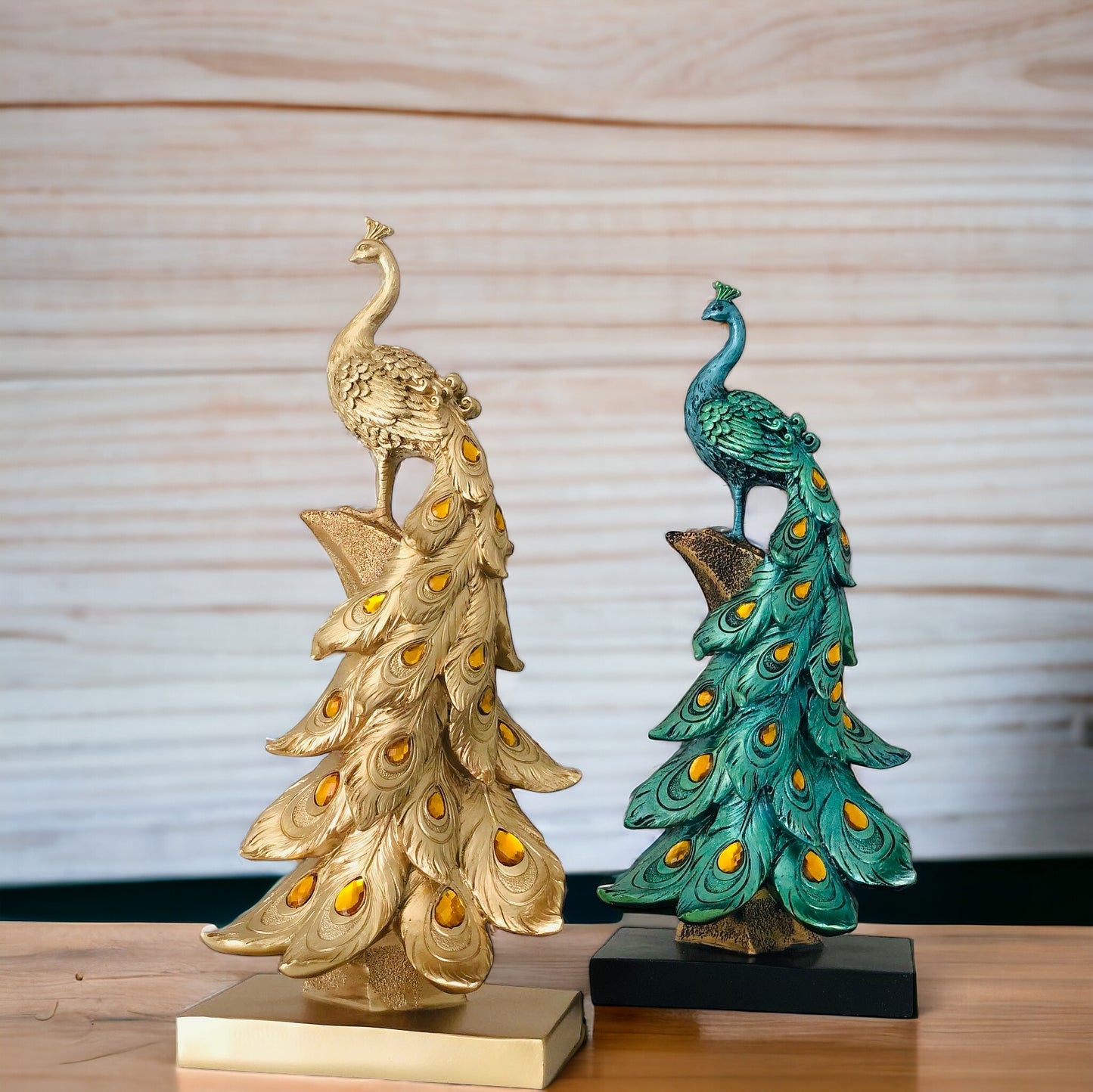 Pfauskulptur