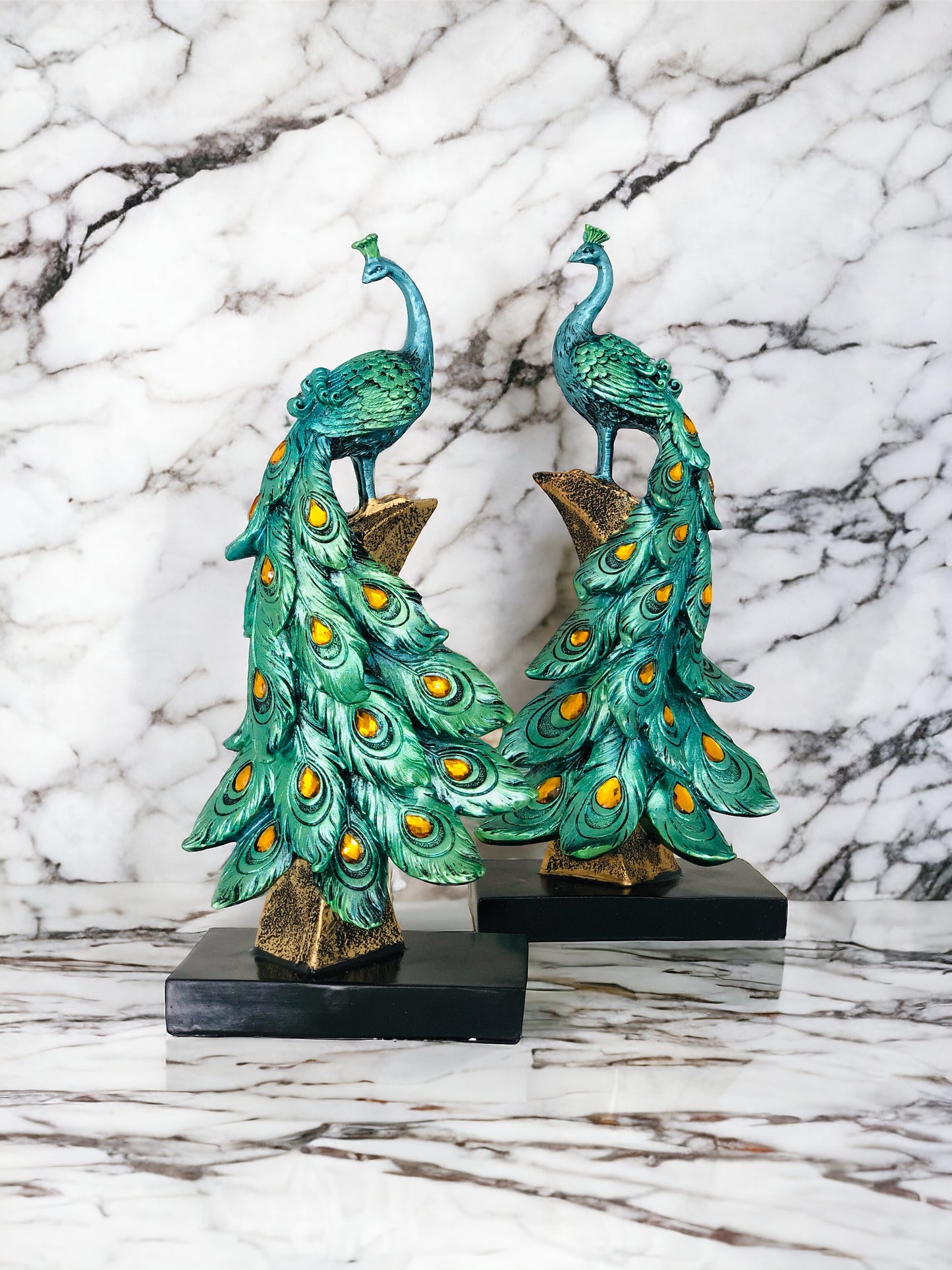 Pfauskulptur